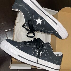 Brand New Women’s size 7 Converse One Star Pro Ox.
